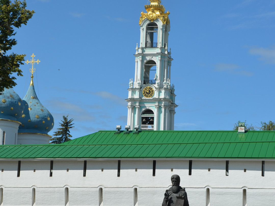 Monument to Sergius of Radonezh-谢尔吉耶夫镇必去景点