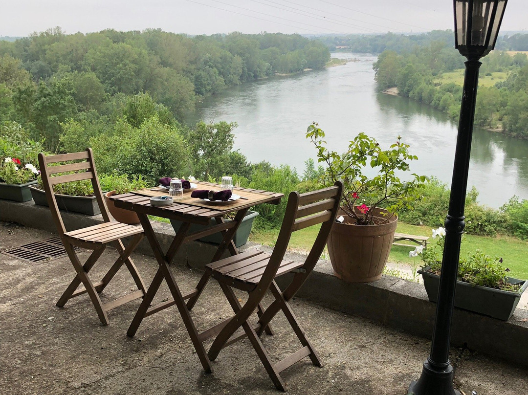 佛拉勒里厄酒店主图