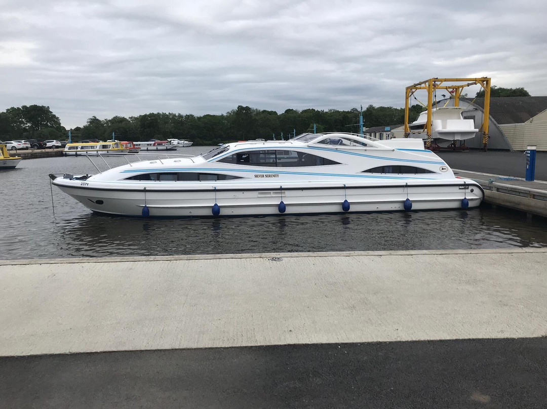 Silverline Marine景点图片