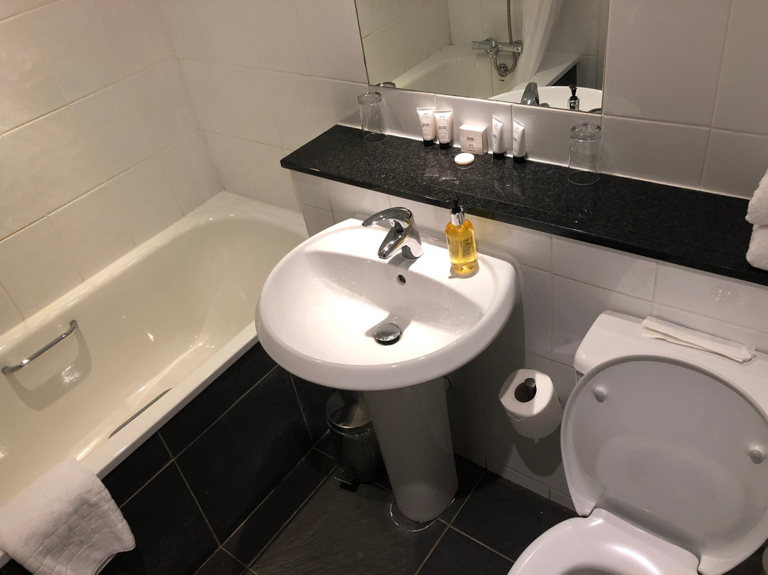 The Royal Oak Hotel主图