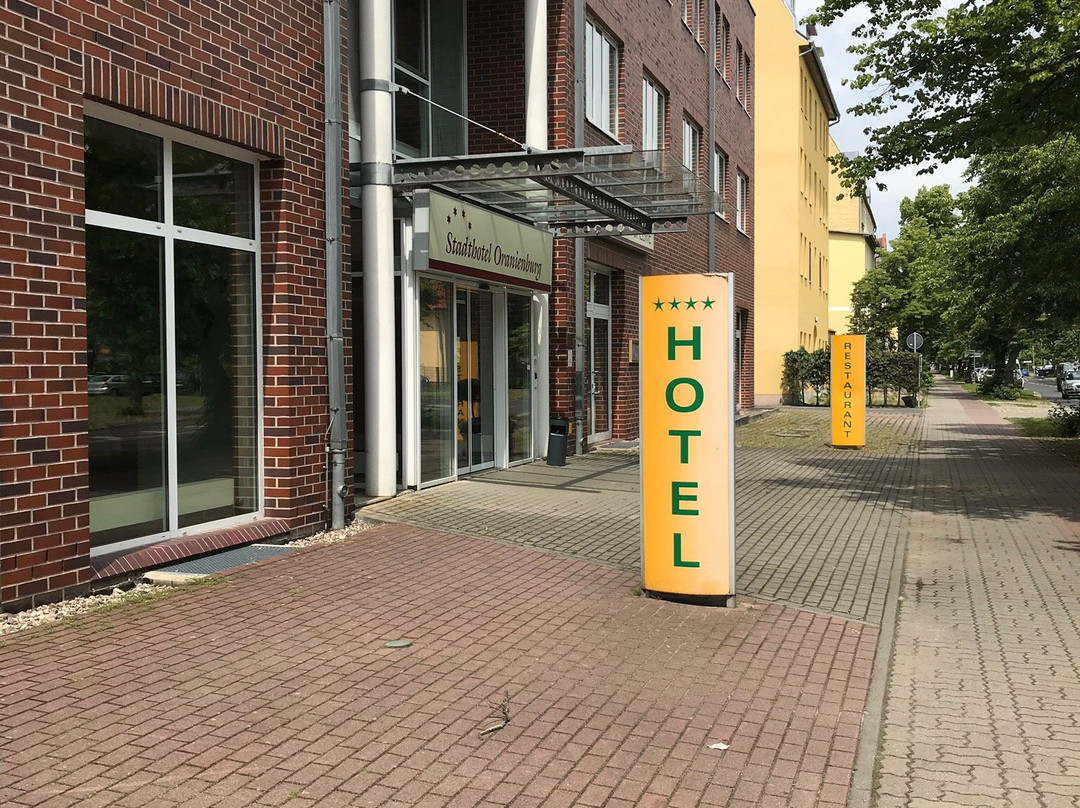 奥兰尼恩堡斯塔德特酒店主图