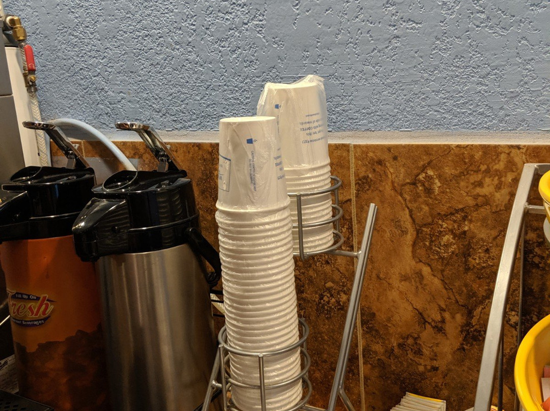 Days Inn by Wyndham Russell主图