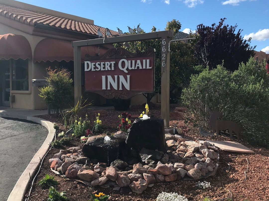 德瑟特魁尔旅馆主图