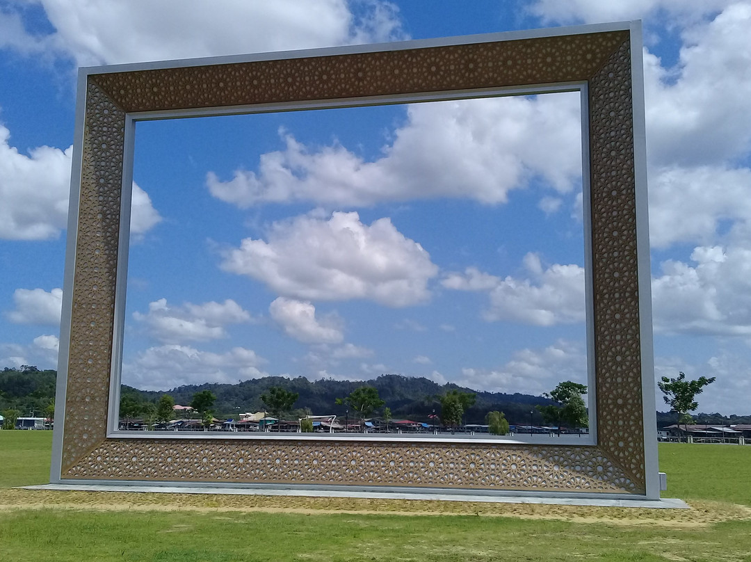 The Frame Brunei Darussalam