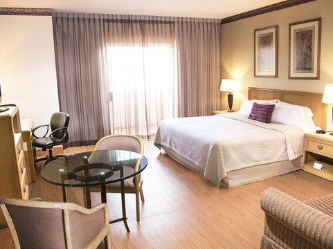 维多利亚城爱住酒店主图