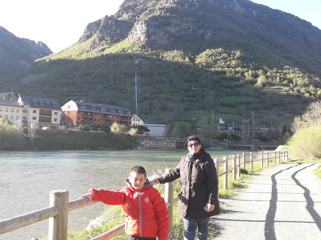 Embalse de Linsoles景点图片