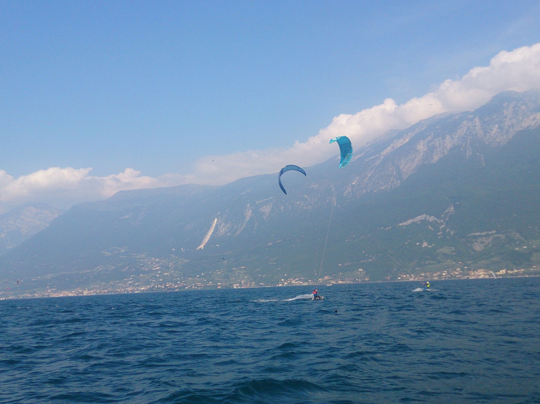 Easykite Surfing Lab-马切尔西涅必去景点