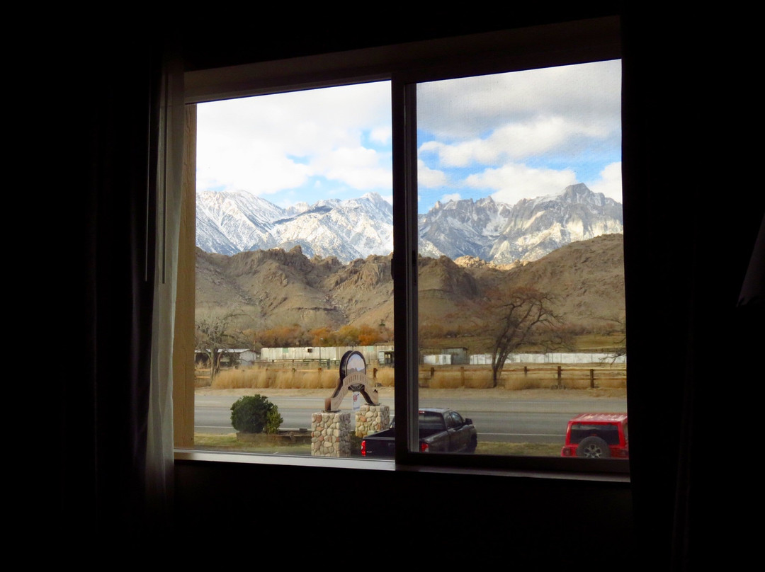 龙帕恩康福特茵酒店主图