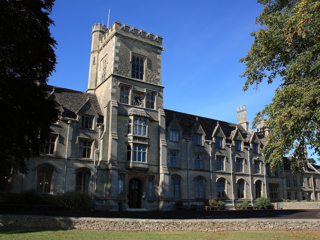 Royal Agricultural University B&B主图