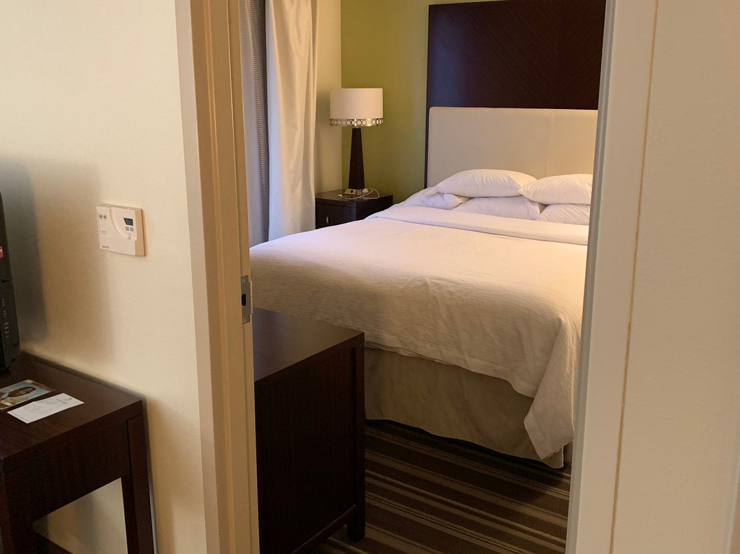 Embassy Suites by Hilton Savannah Airport主图