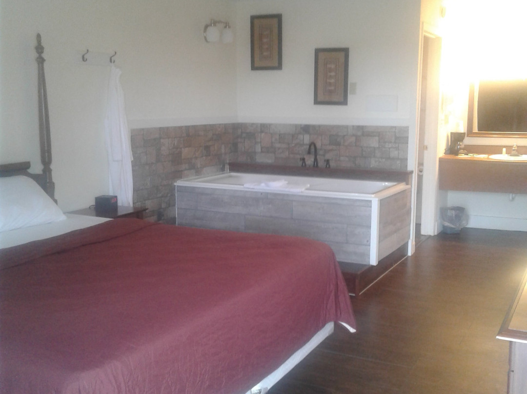 Colonial Mountain Inn主图