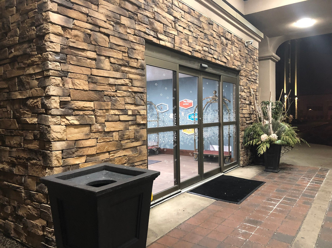 Hampton Inn & Suites by Hilton Guelph主图