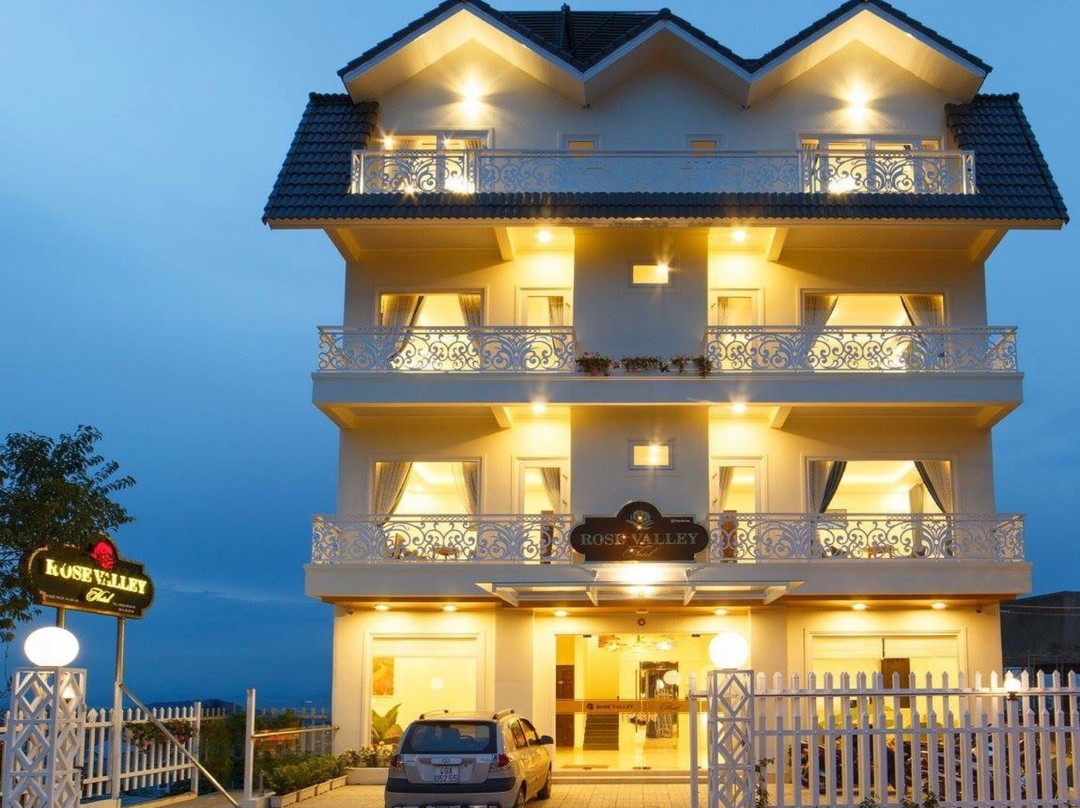 Rose Valley Hotel主图