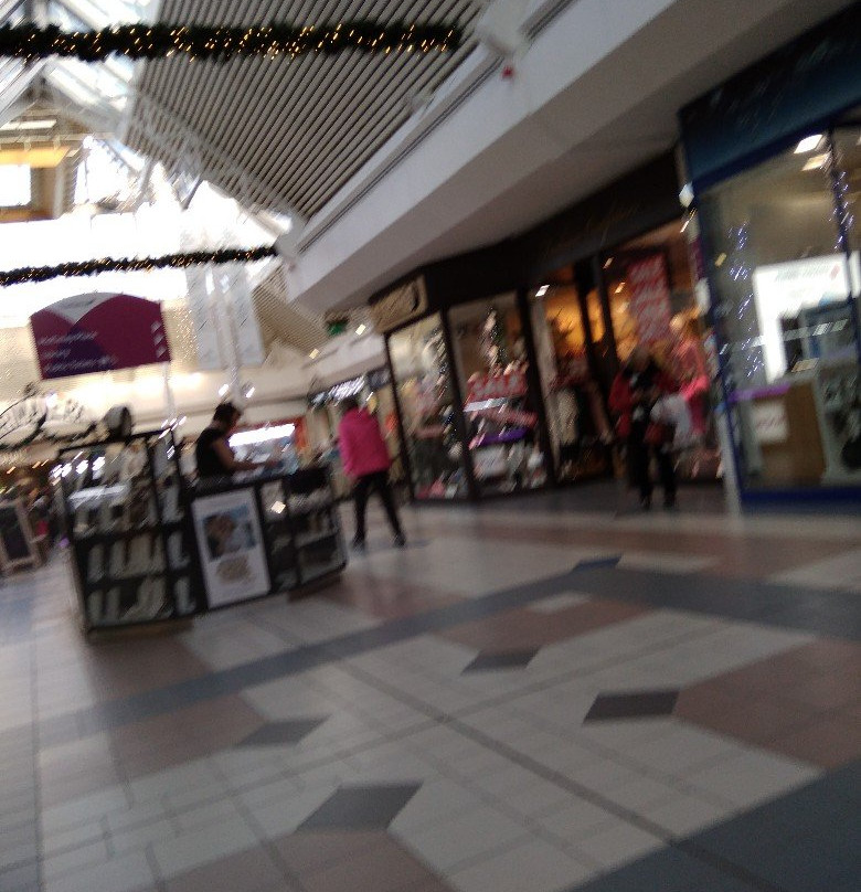 The Avenue Shopping Centre景点图片