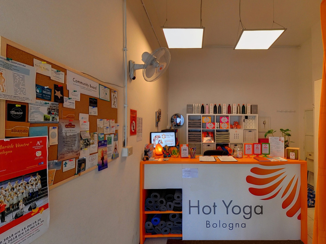 Hot Yoga Bologna-博洛尼亚必去景点