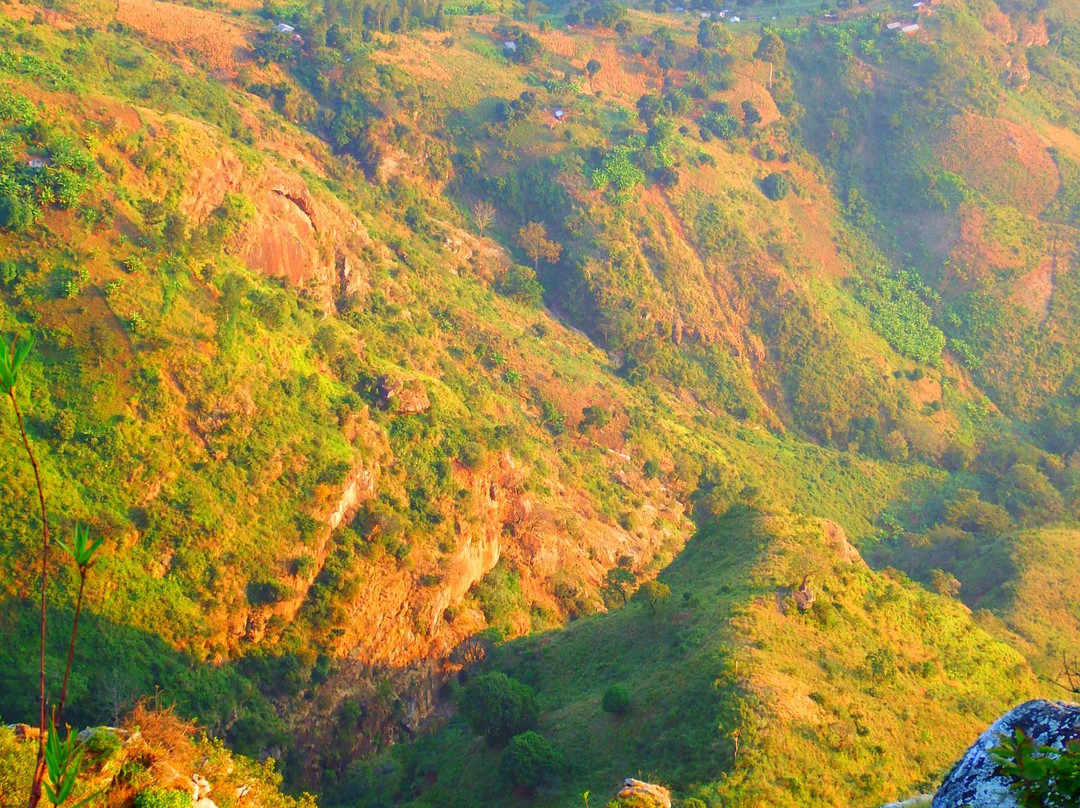 Magamba Eco-cultural Tourism-卢绍托必去景点