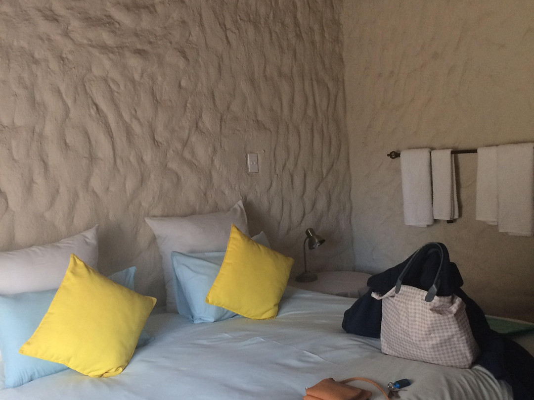 By Bush Telegraph Lodge主图