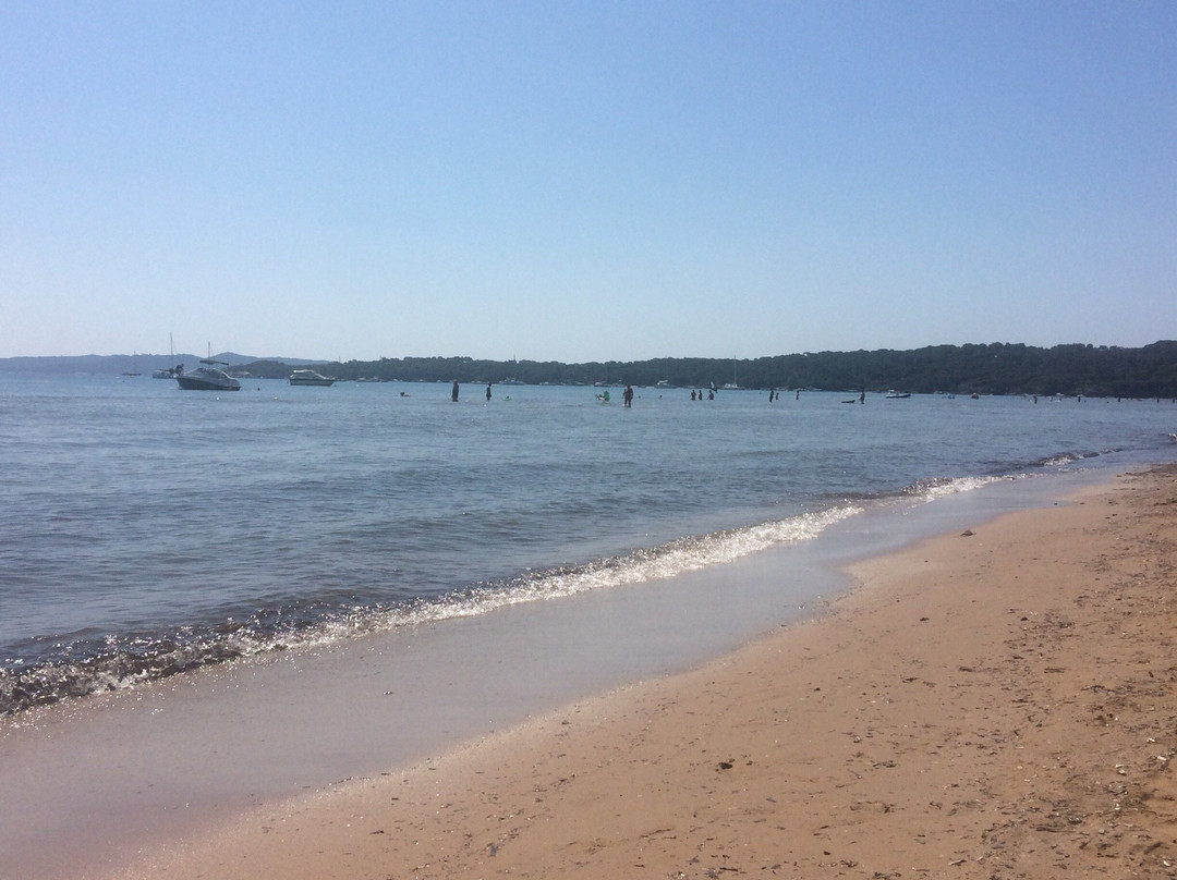 Beach La Bergerie-耶尔必去景点