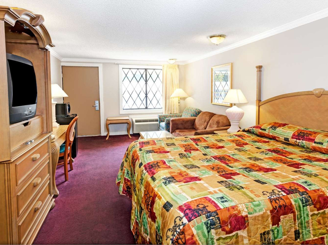 Knights Inn Austell主图