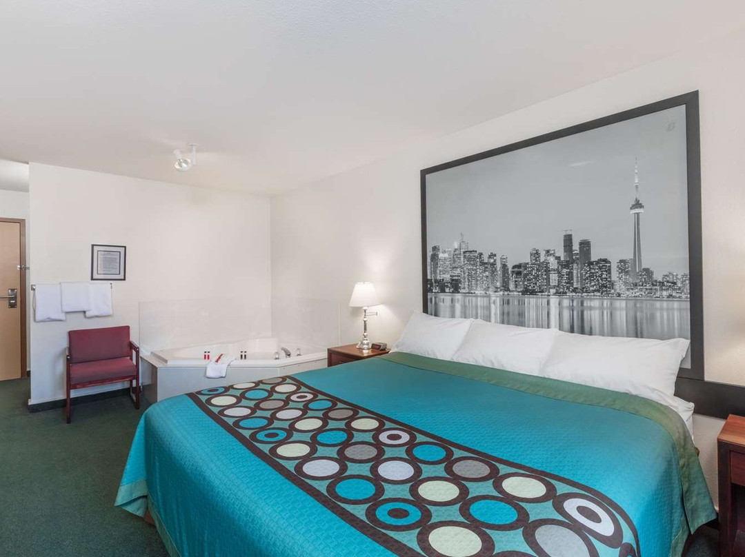 Super 8 by Wyndham Moose Jaw SK主图