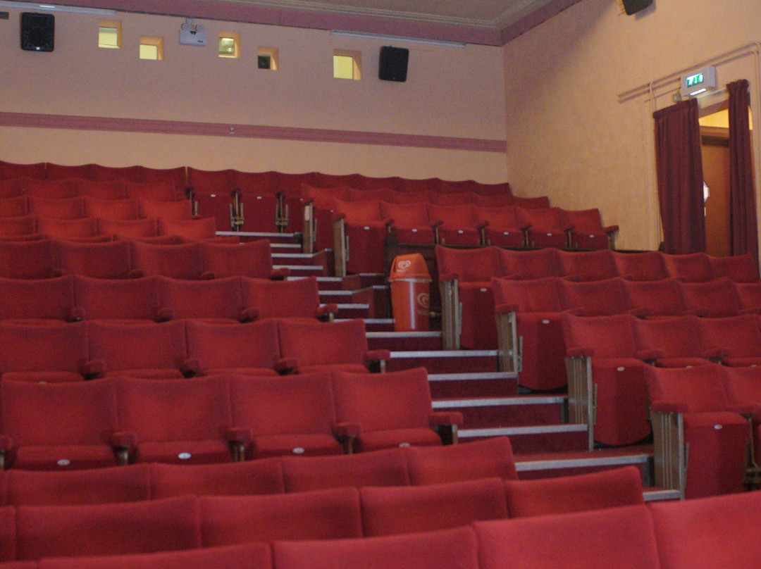 Empire Cinema景点图片