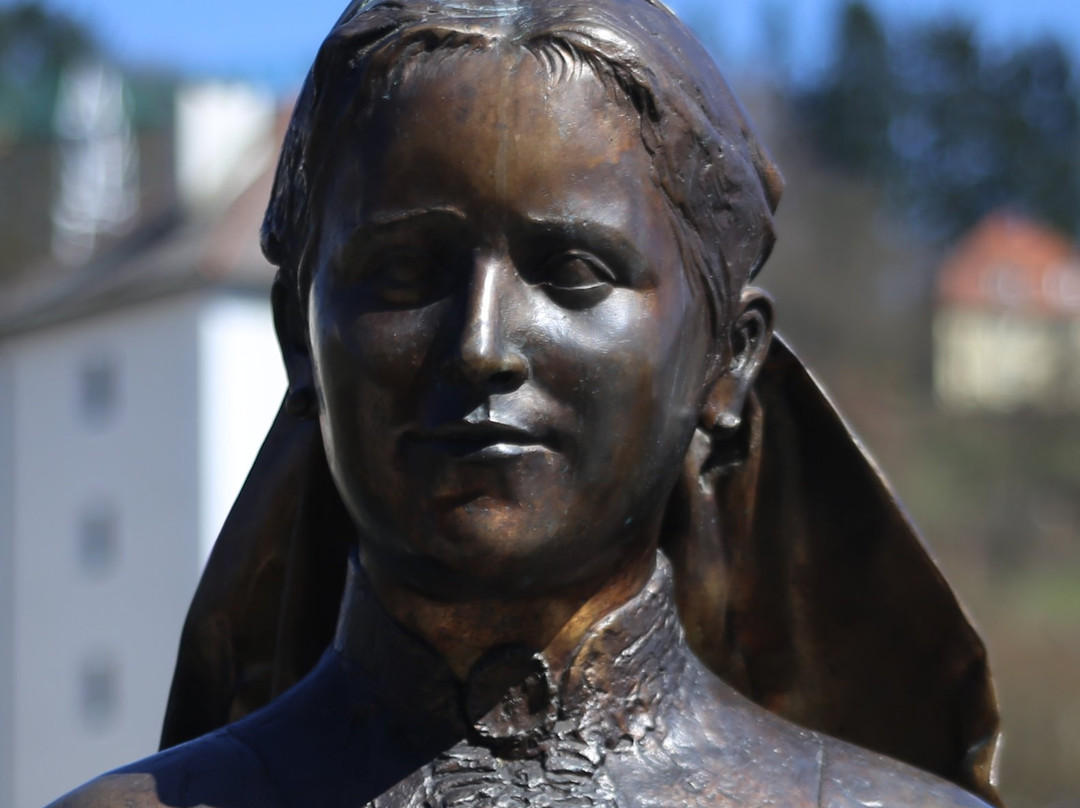 Emerenz Meier Statue