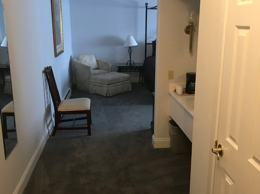 Longhouse Manor Bed & Breakfast主图