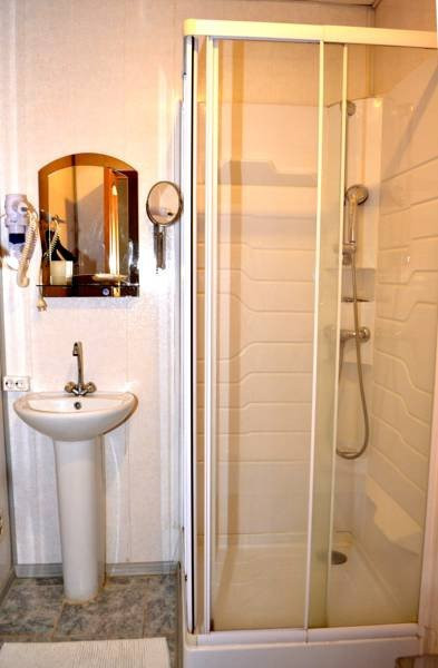 Puteshestvennik Guest House主图