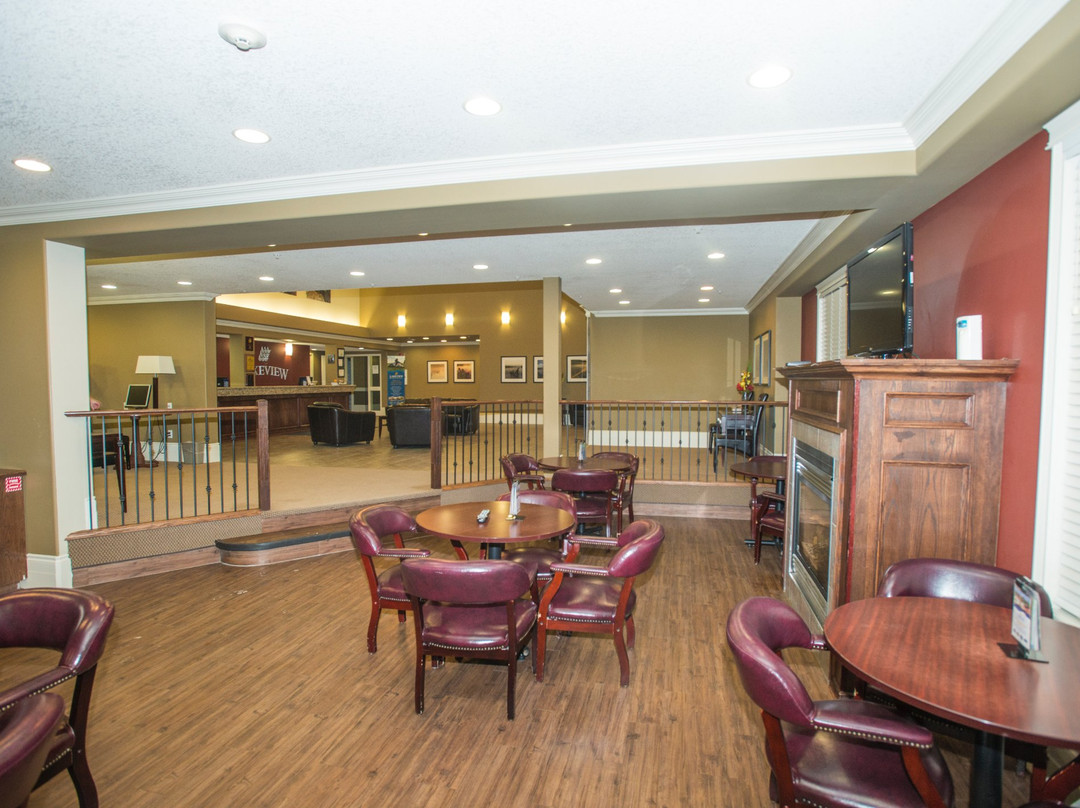 Lakeview Inns & Suites - Edson Airport West主图