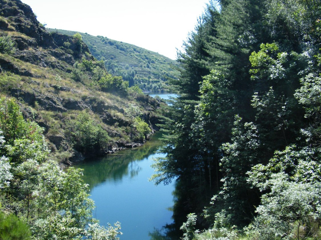 Lac de Villefort景点图片