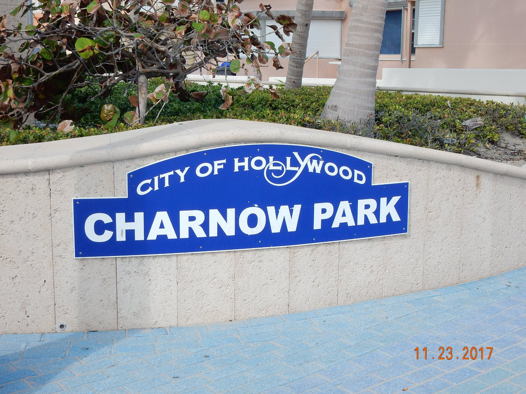 Charnow Park景点图片