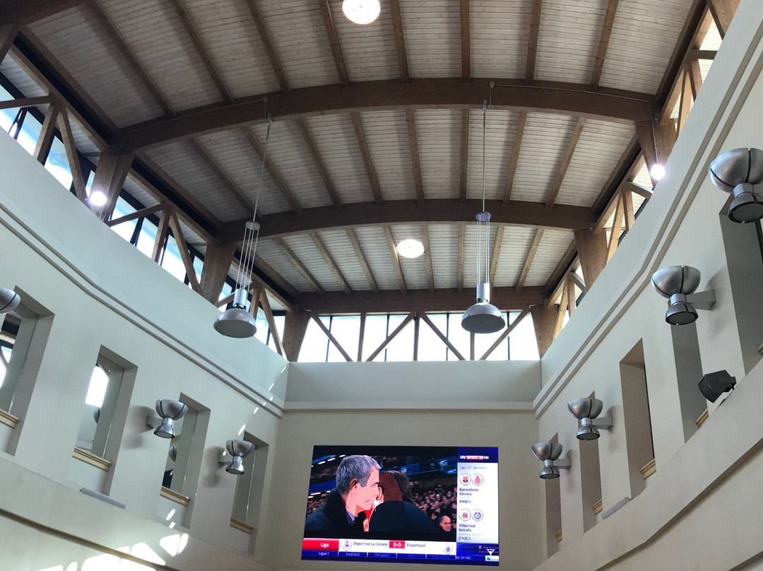 Centro Commerciale Collestrada-佩鲁贾必去景点