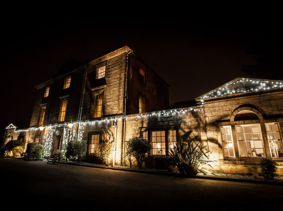 Strathaven Hotel主图