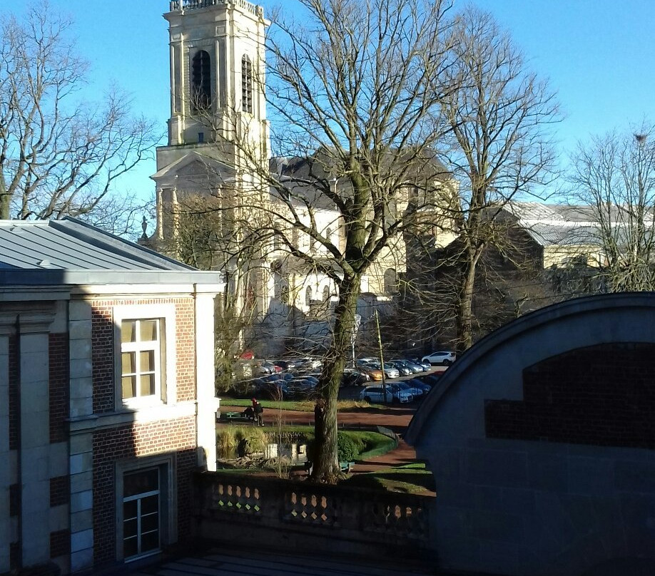 Eglise Saint-Gery-康布雷必去景点