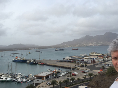 阿尔拉住宅酒店主图