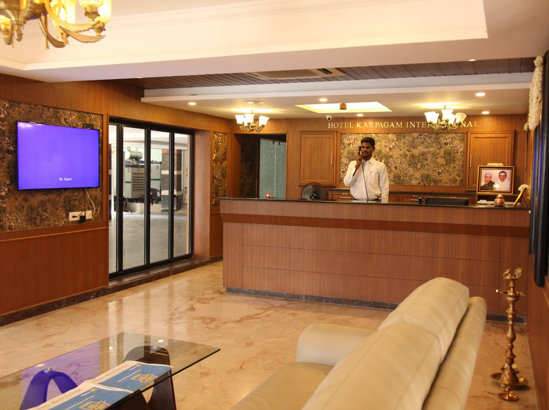 Hotel Karpagam International主图