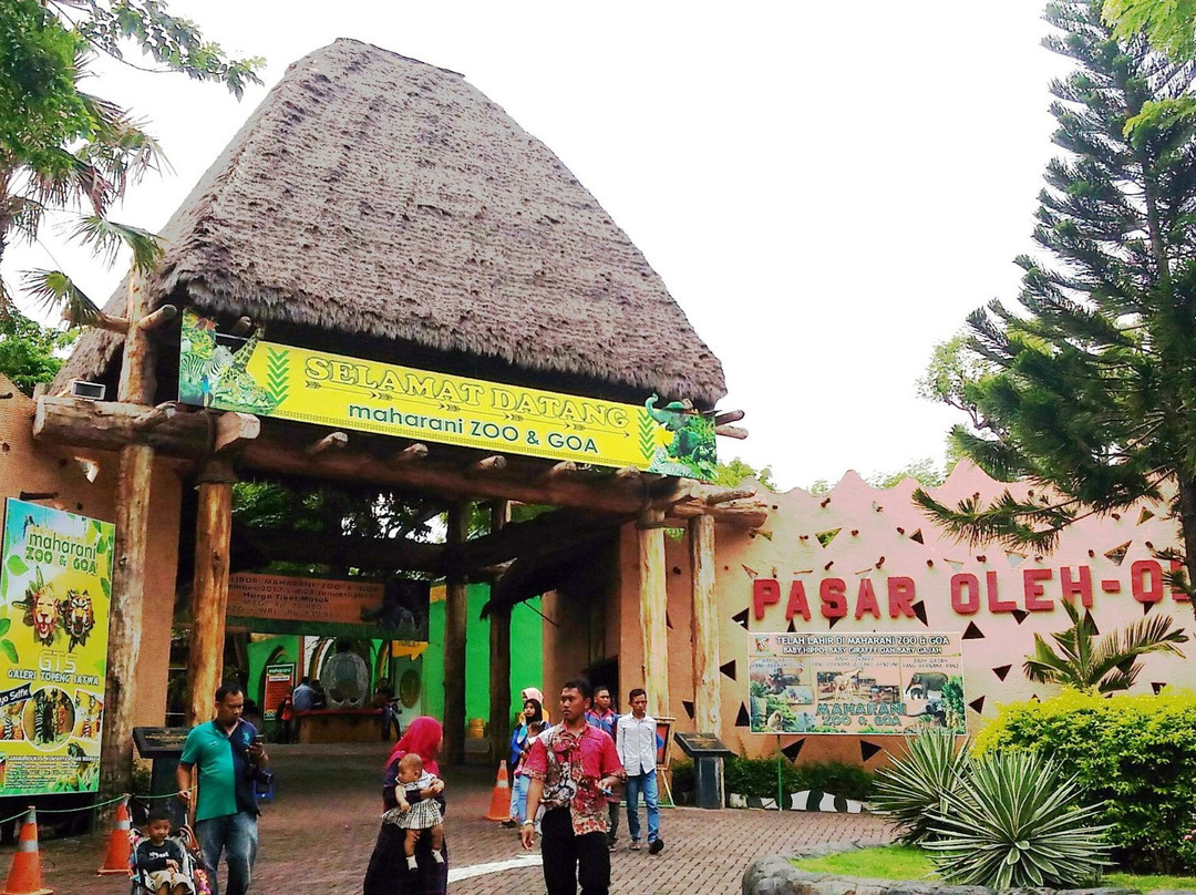 Maharani Zoo & Caves-Lamongan必去景点