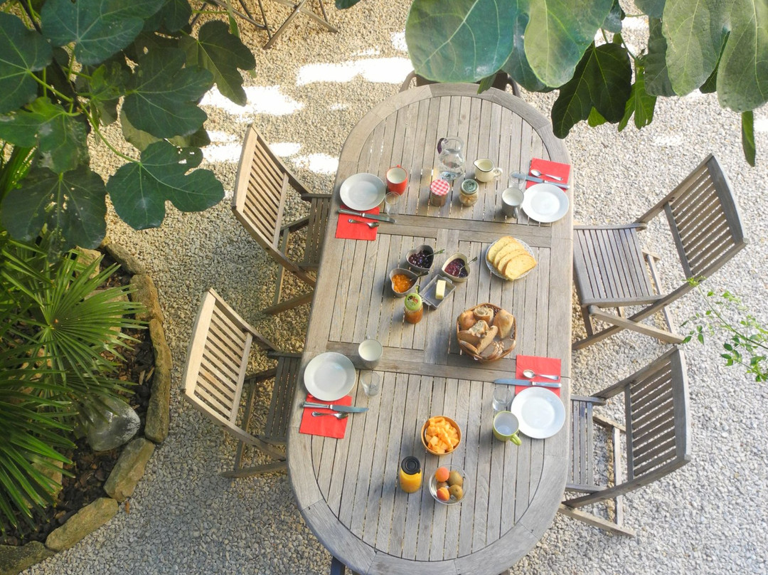 Maison d'Hotes Cambis主图