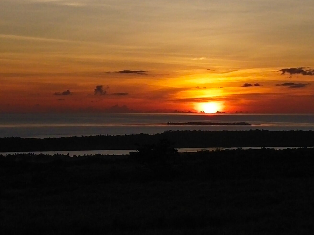 Puri Kahyangan Tomia