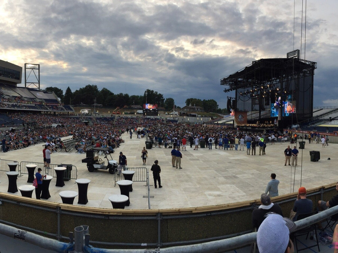 Tom Benson Hall of Fame Stadium-坎顿必去景点