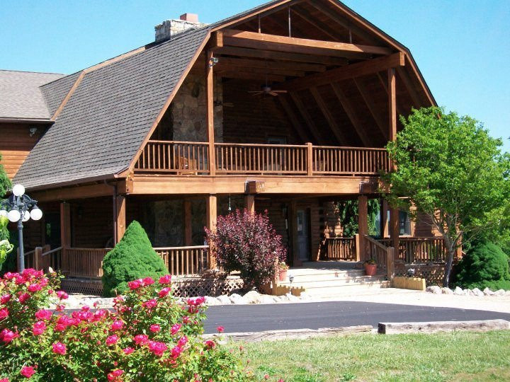 Cedar Stone Lodge
