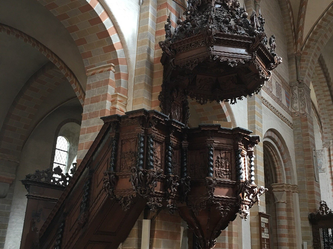 Soro Klosterkirke-索罗必去景点