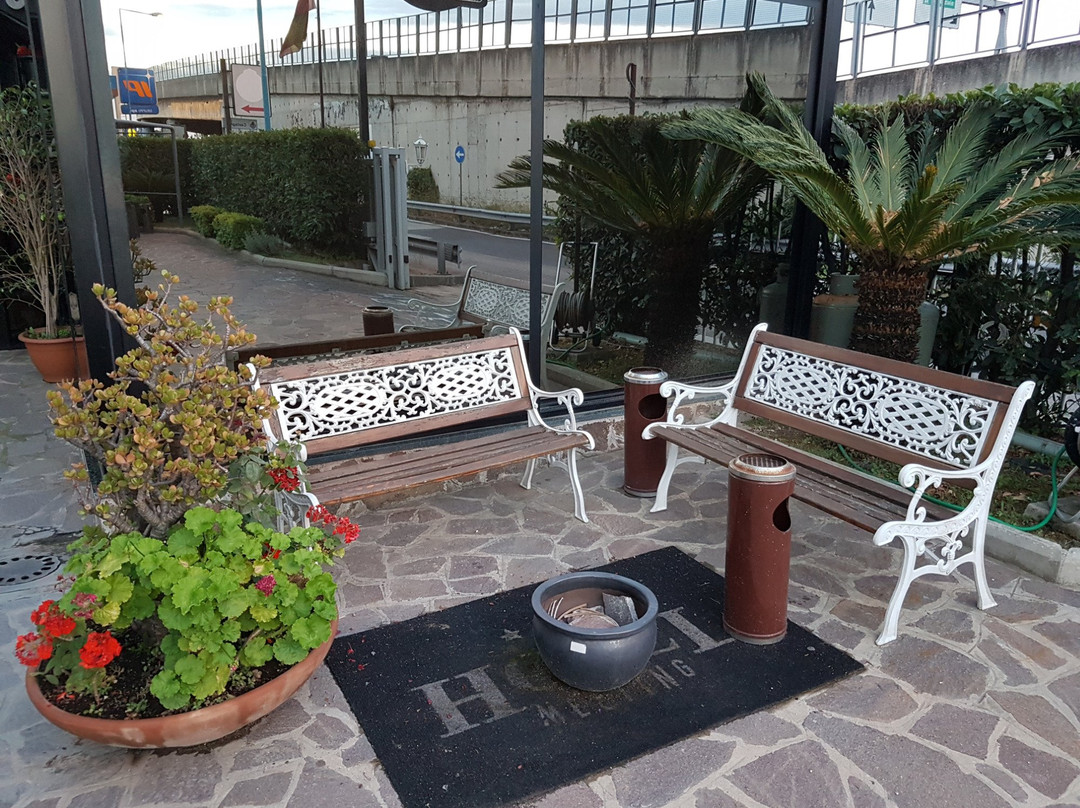 Afragola酒店住宿-Hotel Meeting