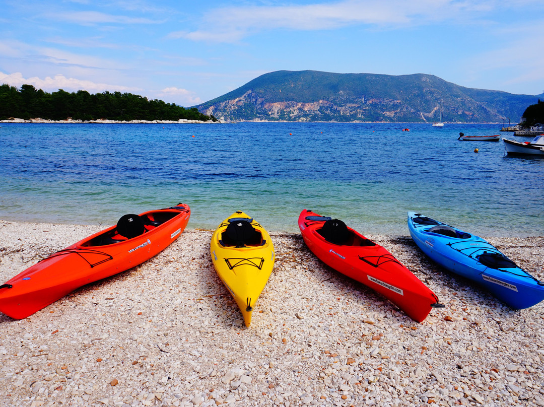 Fiskardo Kayaks and SUP-菲斯卡尔宗必去景点