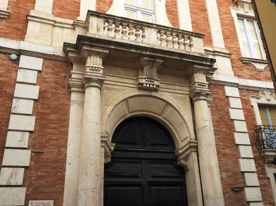 Palazzo Roberti-Recanati必去景点
