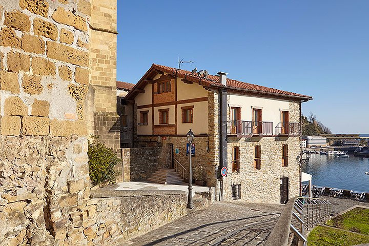 格塔里亚镇酒店住宿-Pension Katrapona
