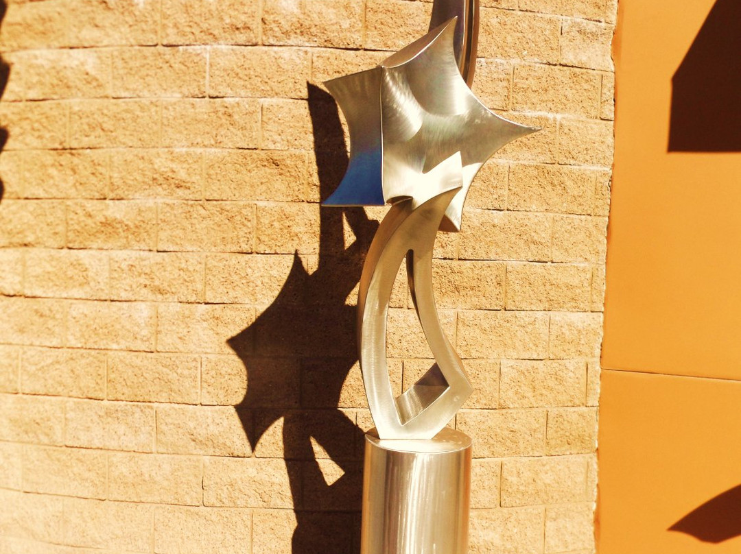 CODA Gallery-棕榈沙漠必去景点