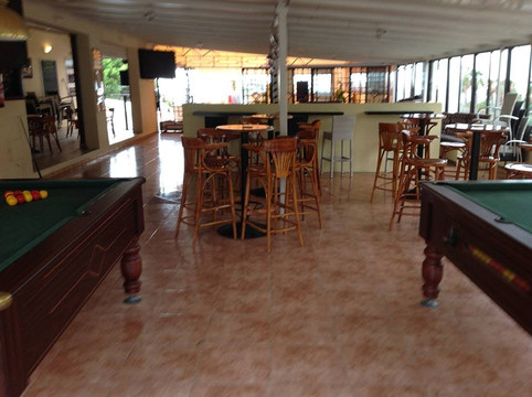 Palms Sports Bar-奥德杰海岸必去景点