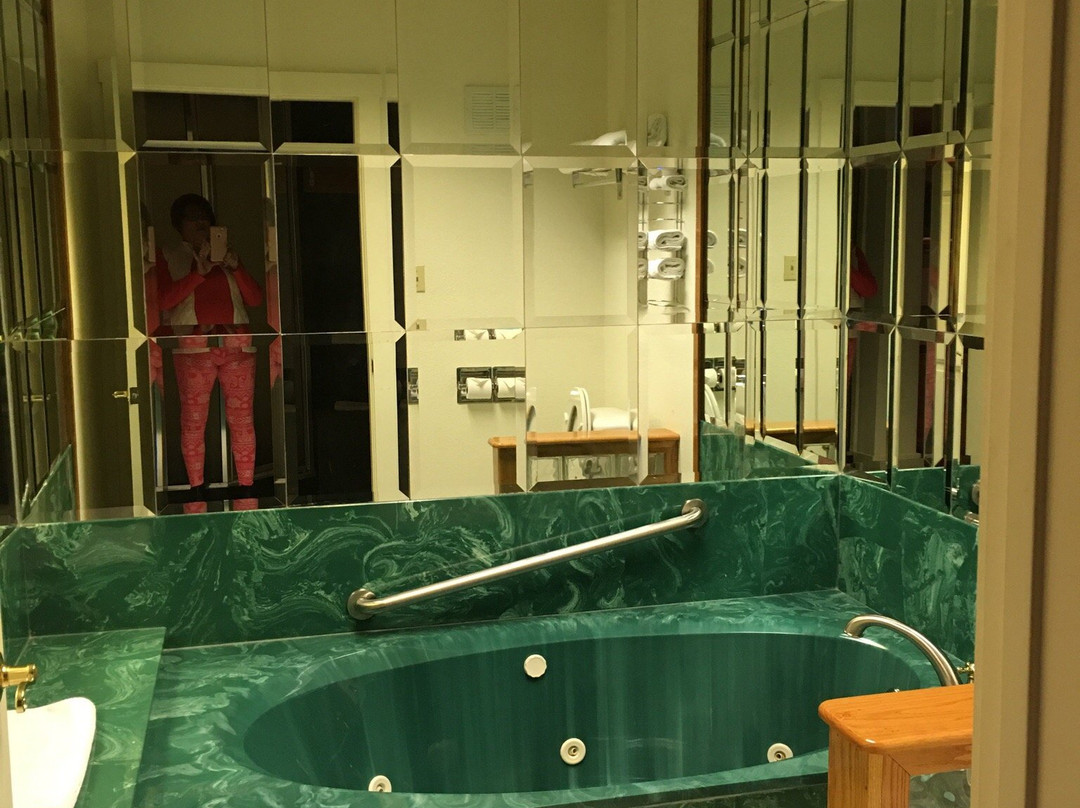 Friedhelm's Bavarian Inn主图