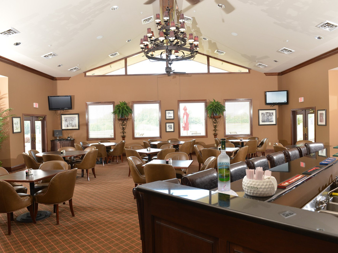 Champions Pointe Golf Club-Henryville必去景点